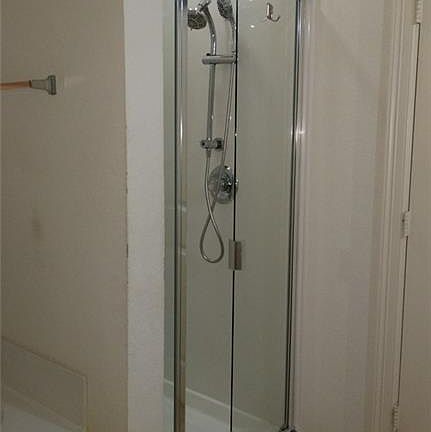 4th image of 2902 Midstream Dr