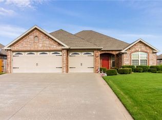 3003 SW Calm Ridge Rd, Bentonville, AR 72712