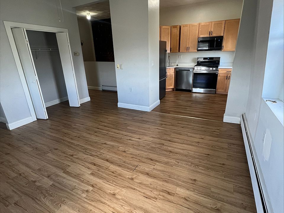 1st image of 16 Flint St