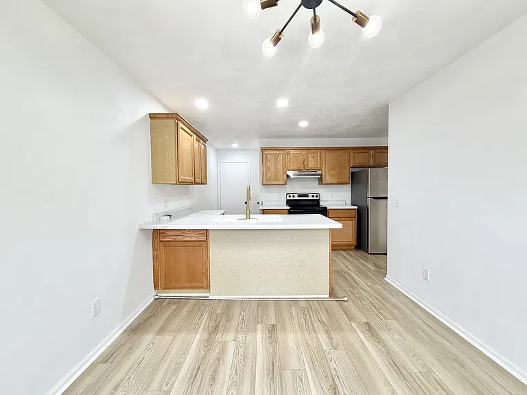 1124-1126 Brown Dr #1124 — Photo 14