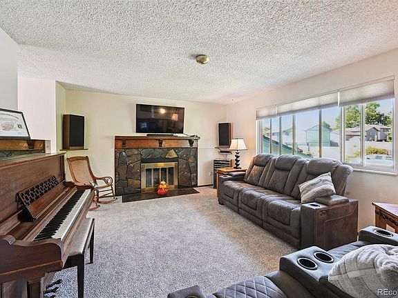 3rd image of 1978 E 98th Avenue