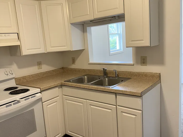 5009 Hoagland Ave — Photo 5