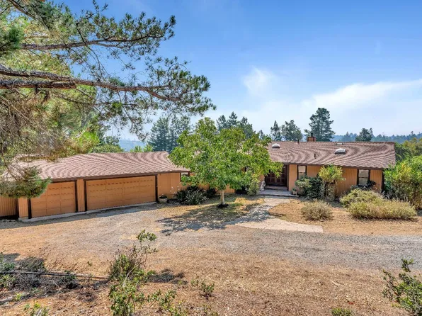 1061 Tilton Road, Sebastopol, CA 95472