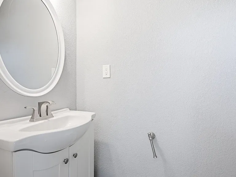 1103 Booker Ave #B — Photo 10