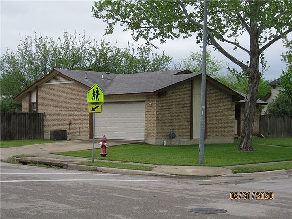 3rd image of 1600 Mills Meadow Dr