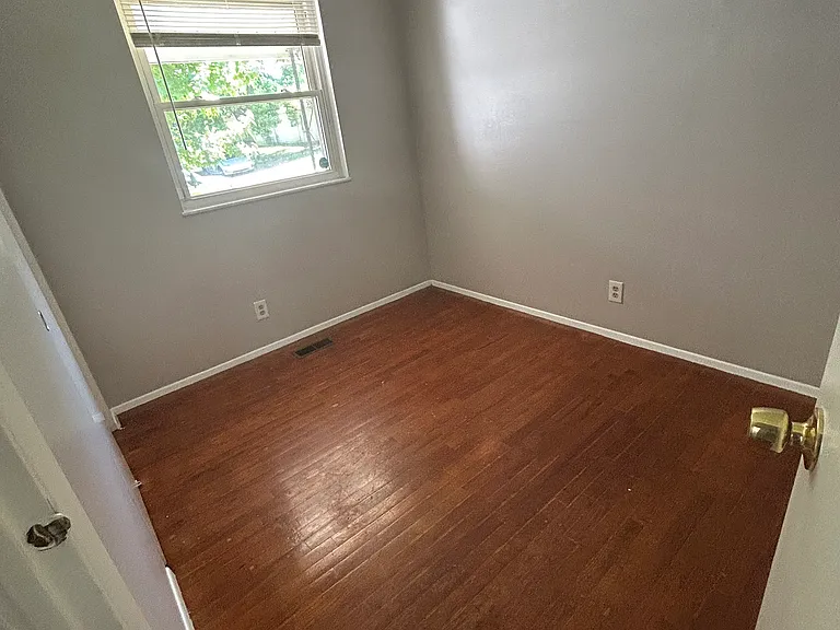 2511 Princess Dr — Photo 9