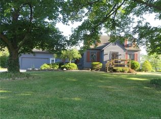 8644 Ernest Rd, Gasport, NY 14067