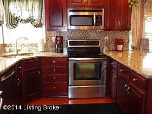 2nd image of 9403 Summer Wynde Ct