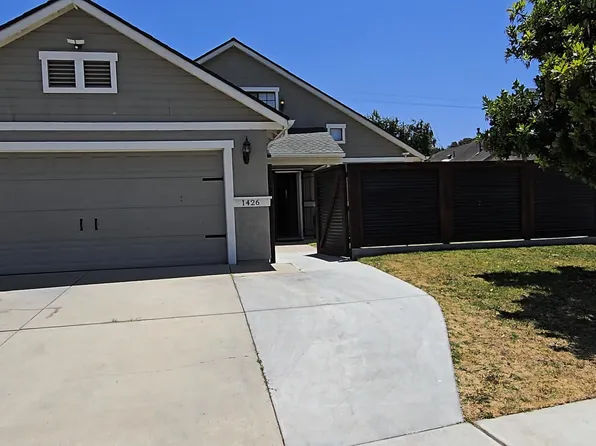 1426 Raven Ct, Santa Maria, CA 93454