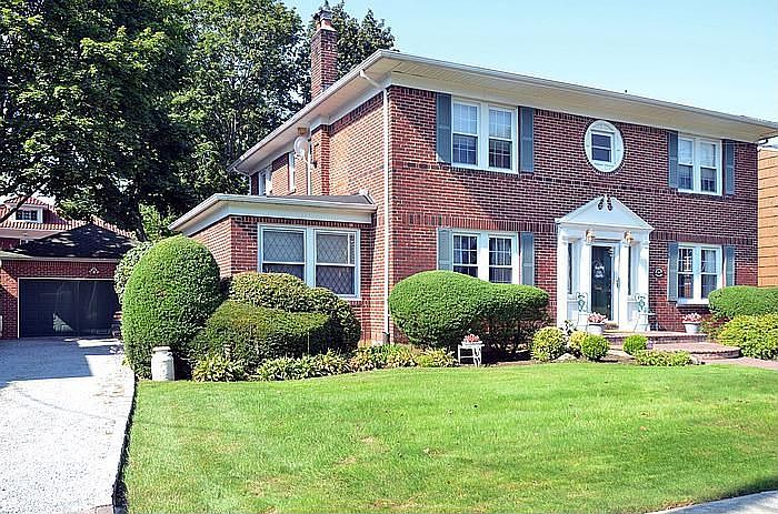 1st image of 71 Burton Ave