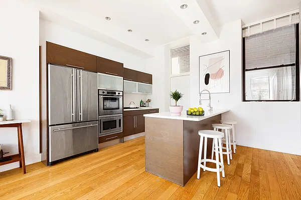 Sold by Compass | media 10