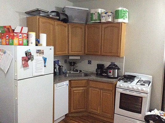 1st image of 382 7th Ave APT 2L