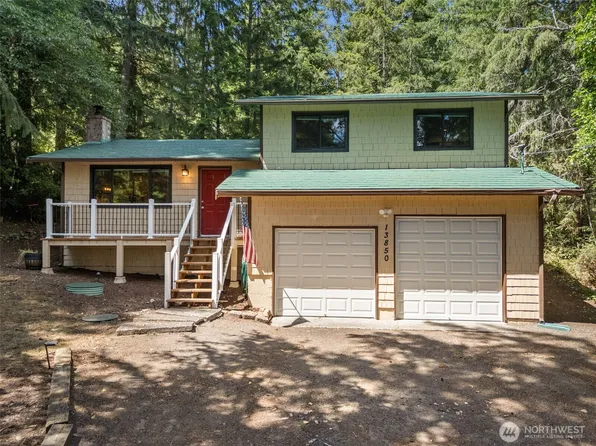 13850 NW Dolly Varden Lane, Bremerton, WA 98312