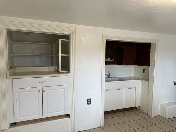 2nd image of 10 S Bella Vista Dr #C