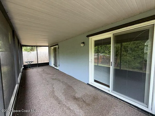 2408 Devonswood Rd — Photo 17