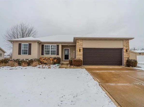 8730 Buckridge Ct, Cedar Lake, IN 46303
