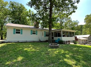 200 Horseshoe Dr, Springville, TN 38256