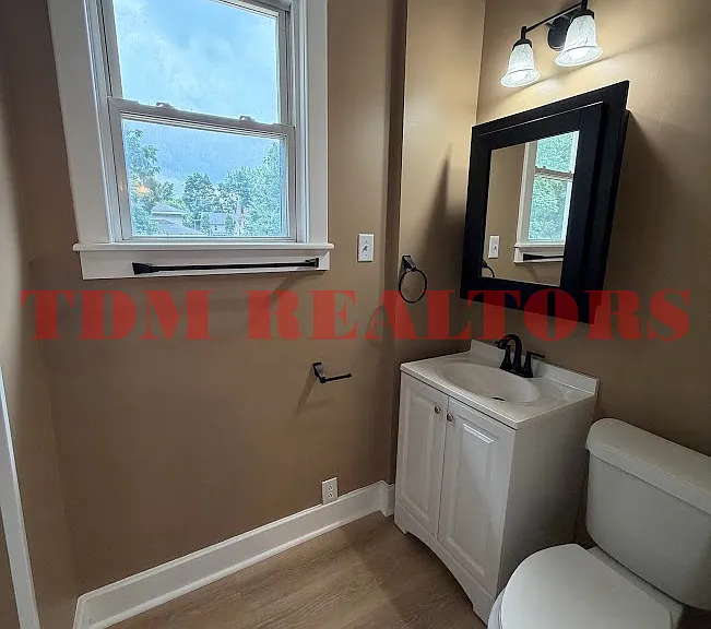419 Clinton St #419 — Photo 12