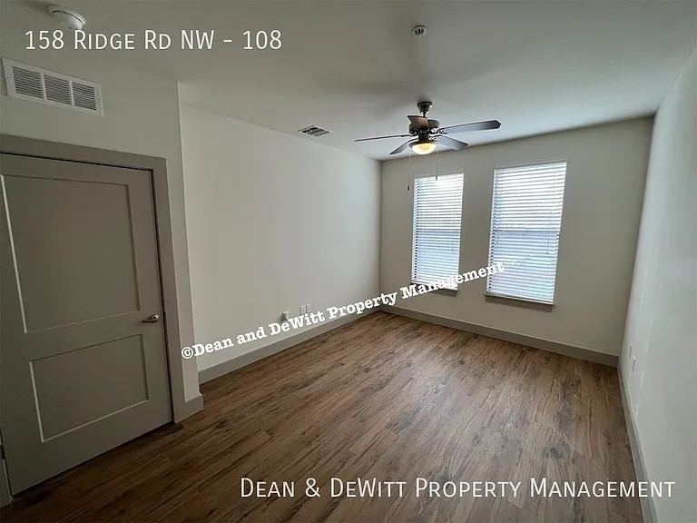 New Luxury Rentals In The Heart of Largo — Photo 18