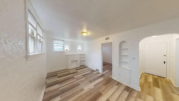 1 bed, 1.0 bath, $750 — Photo 4
