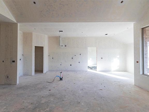 5th image of 3240 Poppey Ln