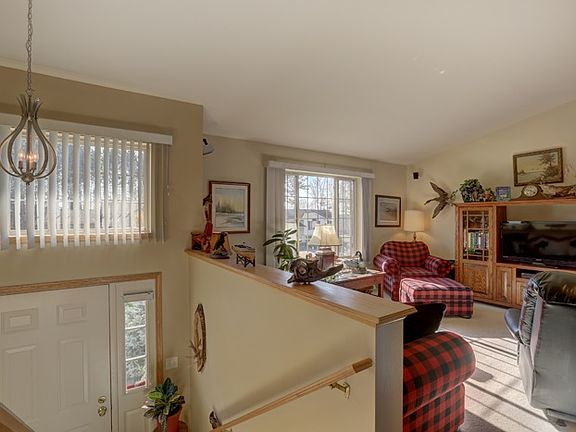 5th image of 6712 Conner Davis Dr