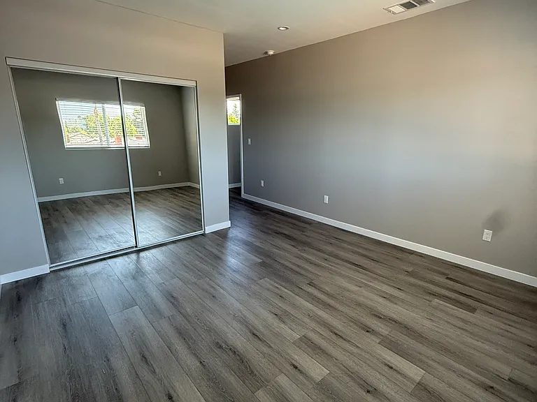 7829 Vicky Ave — Photo 17