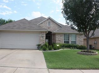8344 Edgepoint Trl, Hurst, TX 76053