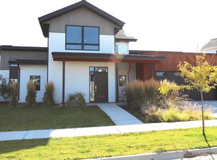 2468 Blackfeet Ln, Bozeman, MT 59715