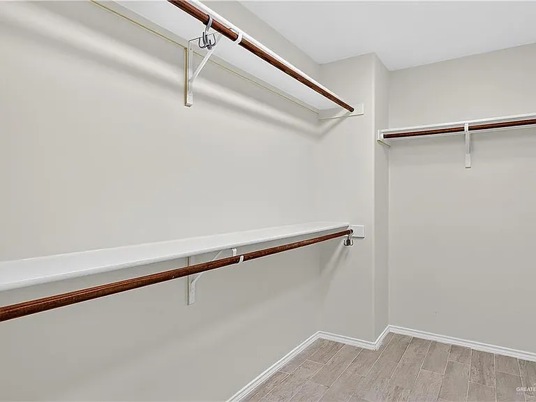 4503 Santa Fabiola St — Photo 17