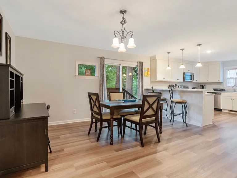 2316 Sierra Dr — Photo 19