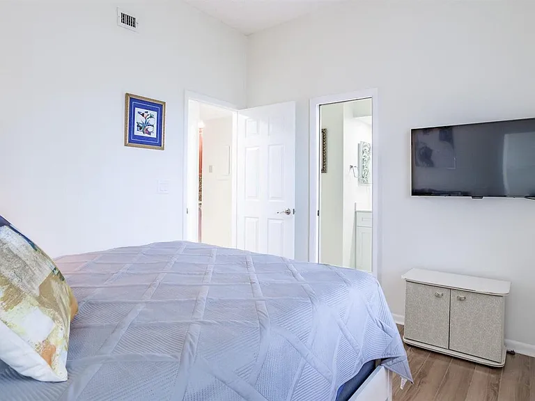 7460 La Paz Blvd #208 — Photo 17