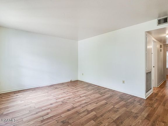 4th image of 119 Juliette Pl #5