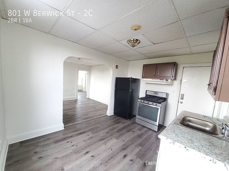 801 W Berwick St APT 2C, Easton, PA 18042 | Zillow