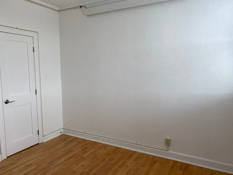413 Main Ave #204 — Photo 5