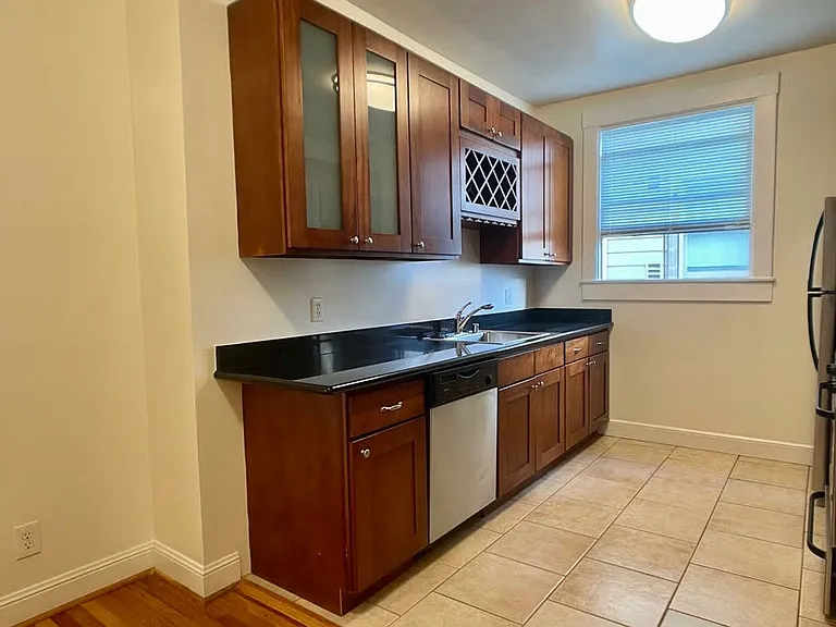 1671 Lombard St #7 — Photo 4