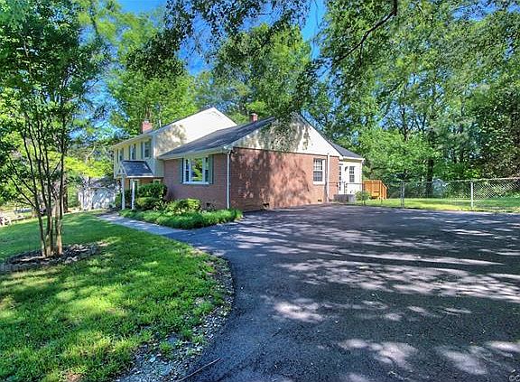 4th image of 9948 Oldfield Dr