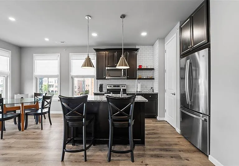 303 Tillary Ln #201 — Photo 8
