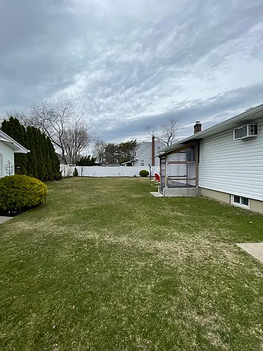 231 44th St Photo 1