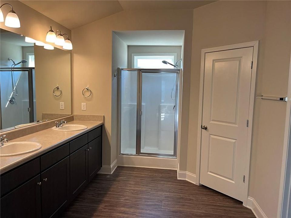2nd image of 262 Wood Point Way