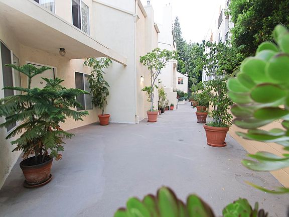 3rd image of 11125 Acama St APT 104