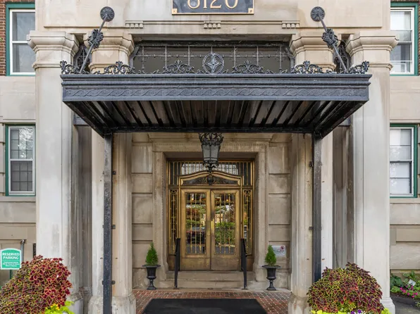 8120 E Jefferson Ave APT 7C, Detroit, MI 48214