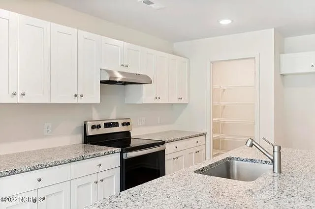 851 Pine Needle Rd — Photo 5