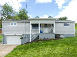 1104 Bennett Ave, Jeannette, PA 15644