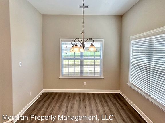 4th image of 8770 Kennesaw Dr