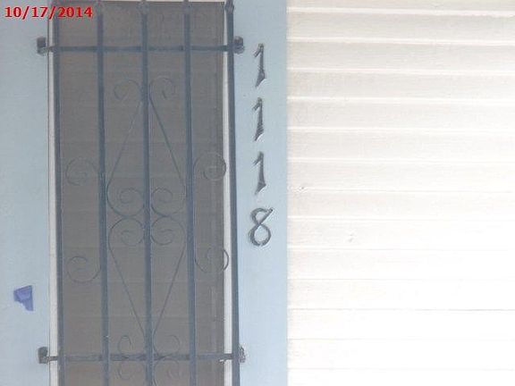2nd image of 1118 S Manhattan Pl