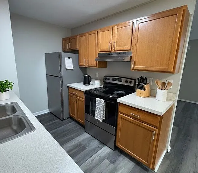 607 Pebble Pl #F — Photo 11
