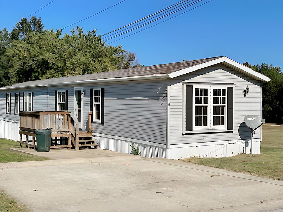 2nd image of 777 E Yerby St #70
