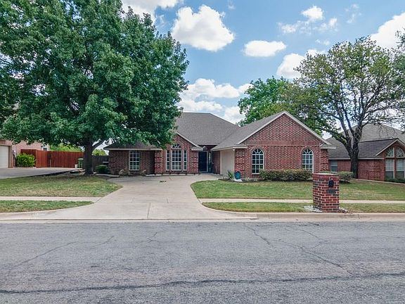 4th image of 7656 Bridlewood Ct