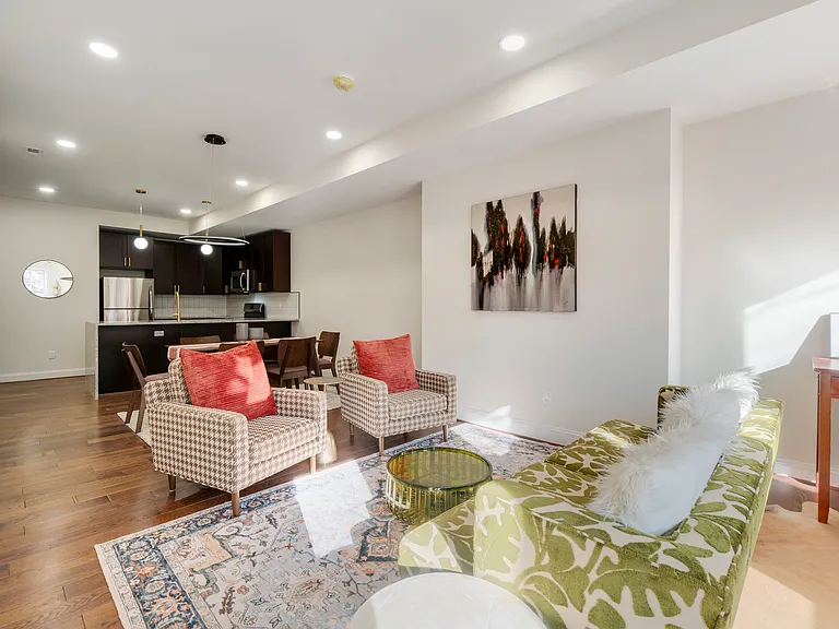 320 E Lanvale St #2 — Photo 15